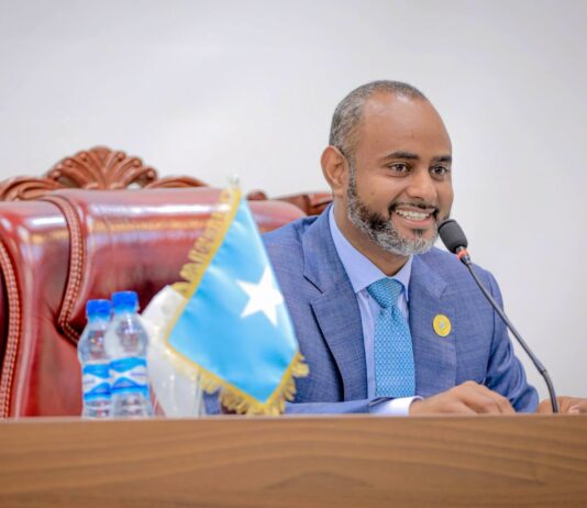 Golaha Shacabka oo Soo Gabagabeeyay Doodda Wax-ka-beddelka Sharciga Bankiga Dhexe