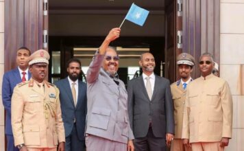 Madaxweyne Xasan Sheekh oo Ka Qaybgalay Munaasabadda Qaran ee Xuska Maalinta Calanka Soomaaliyeed