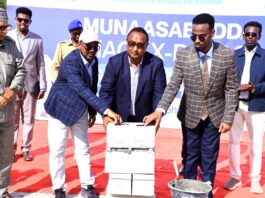 Duqa Muqdisho oo Dhagax-dhigay Mashruuca Dib-u-dhiska Iskuulka Taariikhiga ah ee Bartamaha