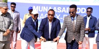 Duqa Muqdisho oo Dhagax-dhigay Mashruuca Dib-u-dhiska Iskuulka Taariikhiga ah ee Bartamaha