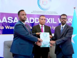 Ra’iisul Wasaare Ku-xigeenka Labaad oo ka qeybgalay xil-wareejinta Wasaaradda Dekedaha iyo Gaadiidka Badda