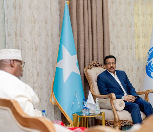 Farmaajo oo kulan la yeeshay Islaan Ciise Islaan Maxamed