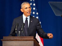 Obama oo difaacay Ilhan Cumar kuna eedeeyay maamulka Trump inuu beegsanayo dadka ka aragtida duwan